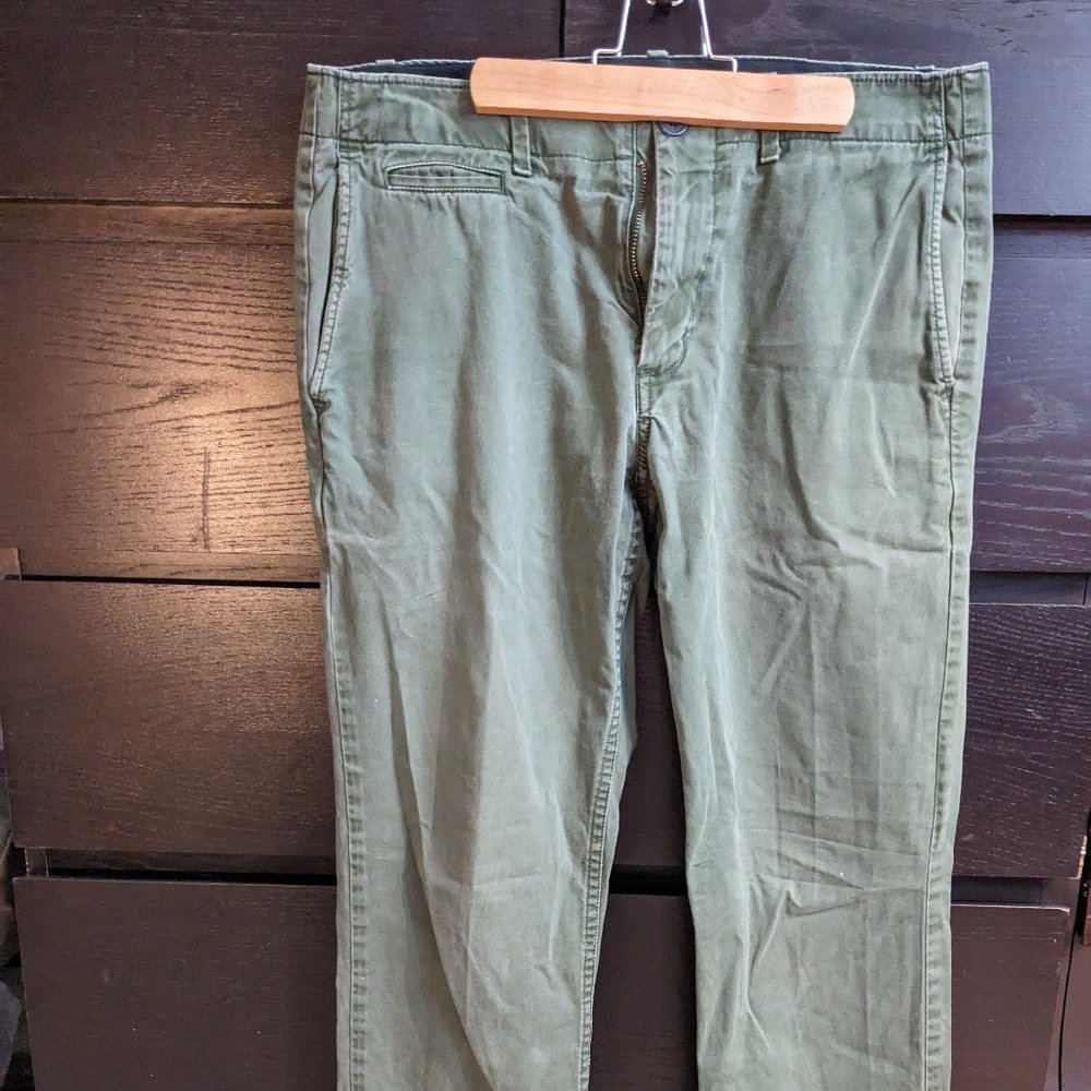 Olive Chino Pants - Gap - 31/32
